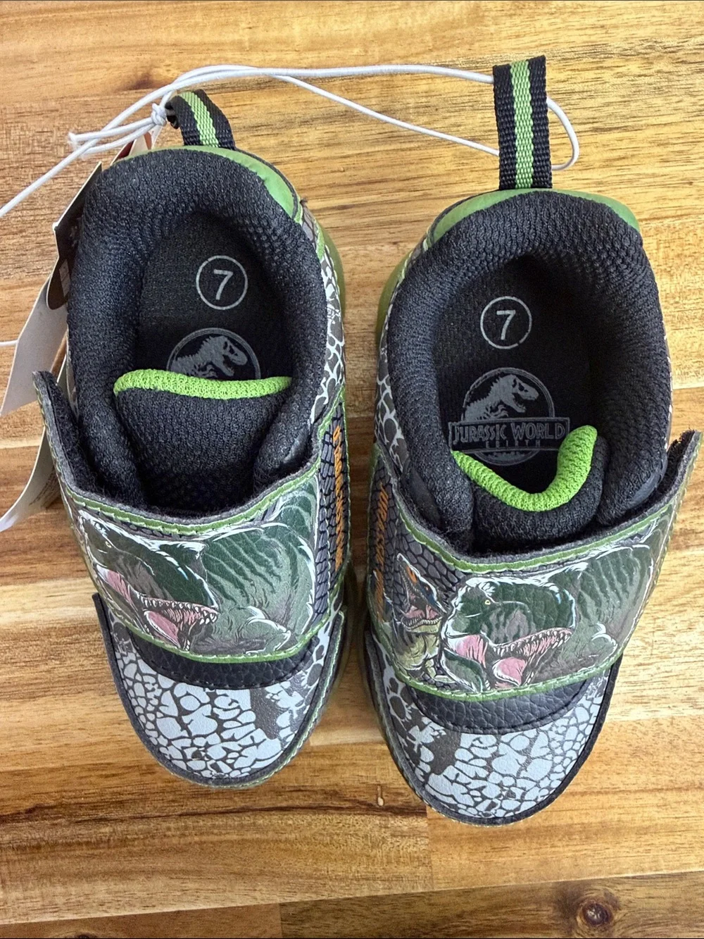 Jurassic World Green & Gray Boys' Light-Up Sneakers
